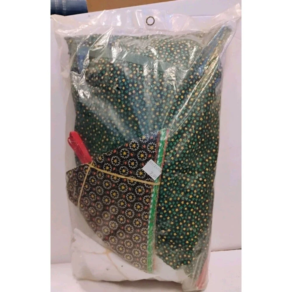Vintage Yours Truly Patchwork Quilted Christmas Puffy Tree Kit Sealed 1979